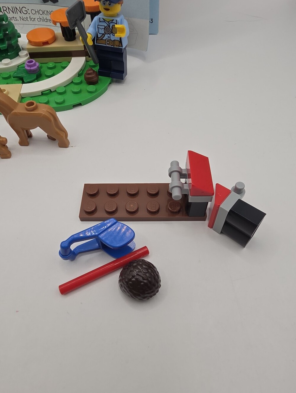 LEGO City Mobile Police Dog Training 60369 -incomplete - Picture 2 of 2